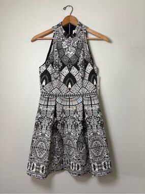 Nicole Miller New York NWT Black White Fit & Flare Geo Floral Print Dress Size 8